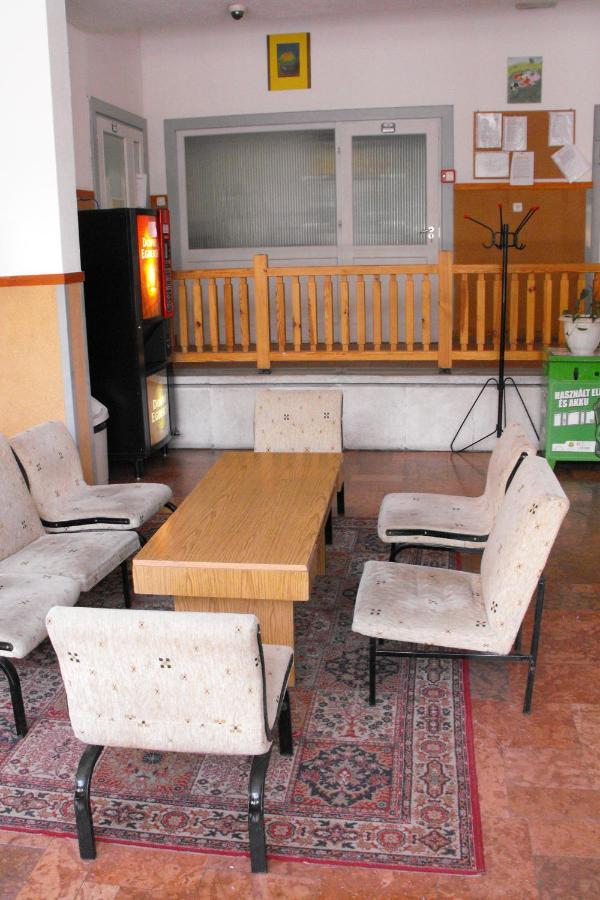 Pannonia Hostel Budapest Exterior photo
